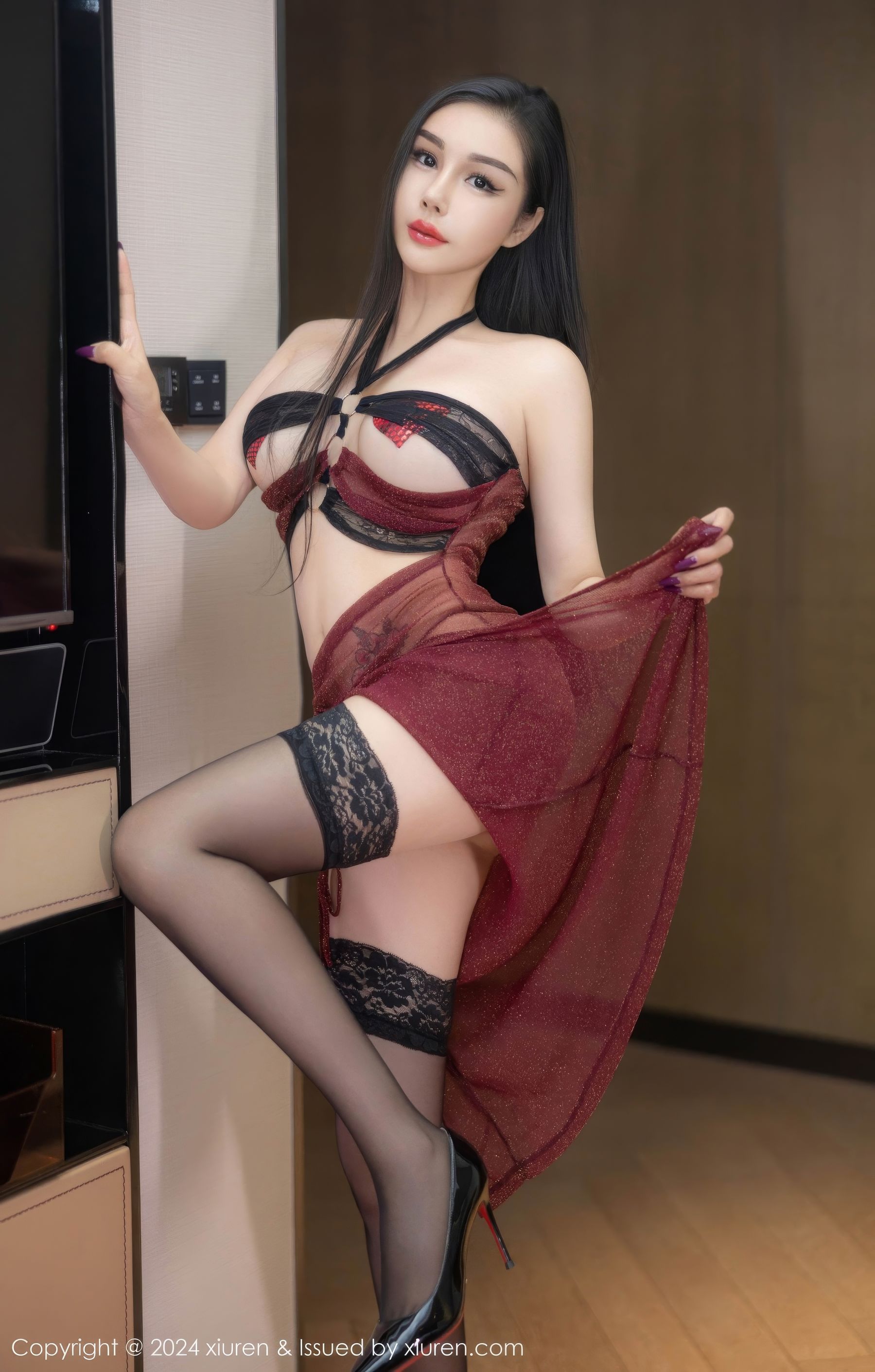 [秀人XiuRen] 2024.11.08 No.9414 田冰冰