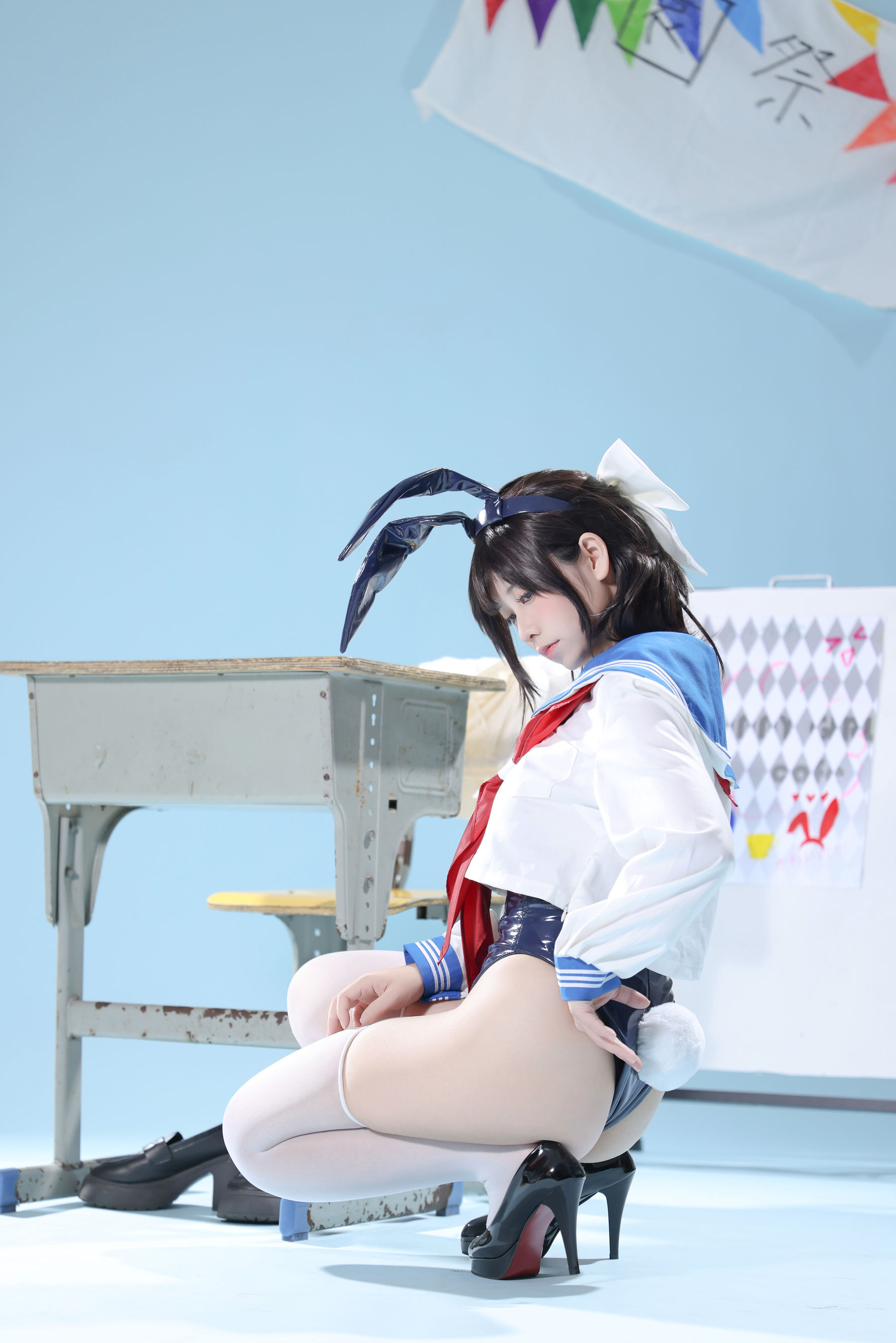 动漫博主G44不会受伤 - 水手服兔女郎咖啡厅