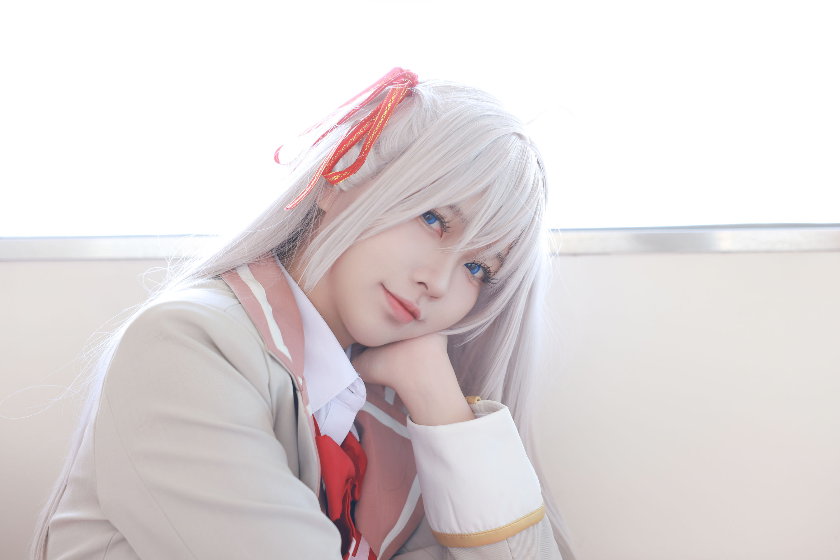 动漫博主G44不会受伤 - 艾莉同学
