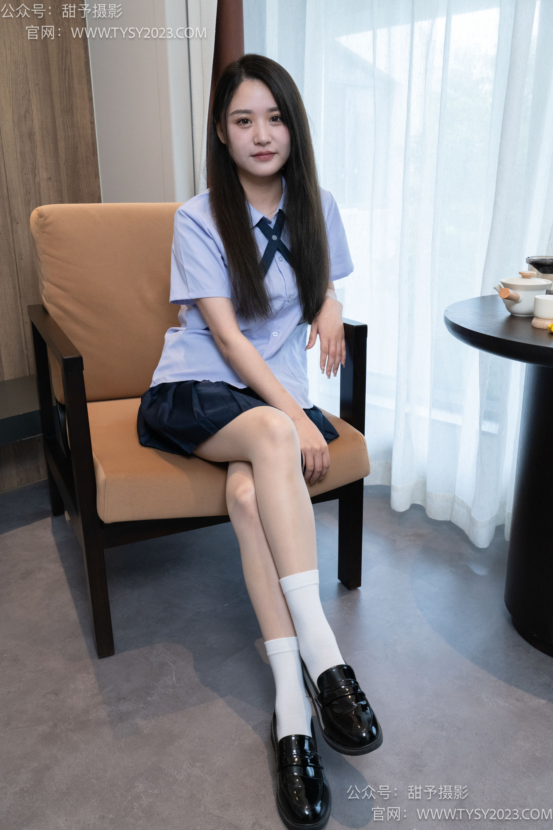甜予摄影 No.081 澜澜 -皮鞋、两双白棉袜、肉丝（脚尖加固款）