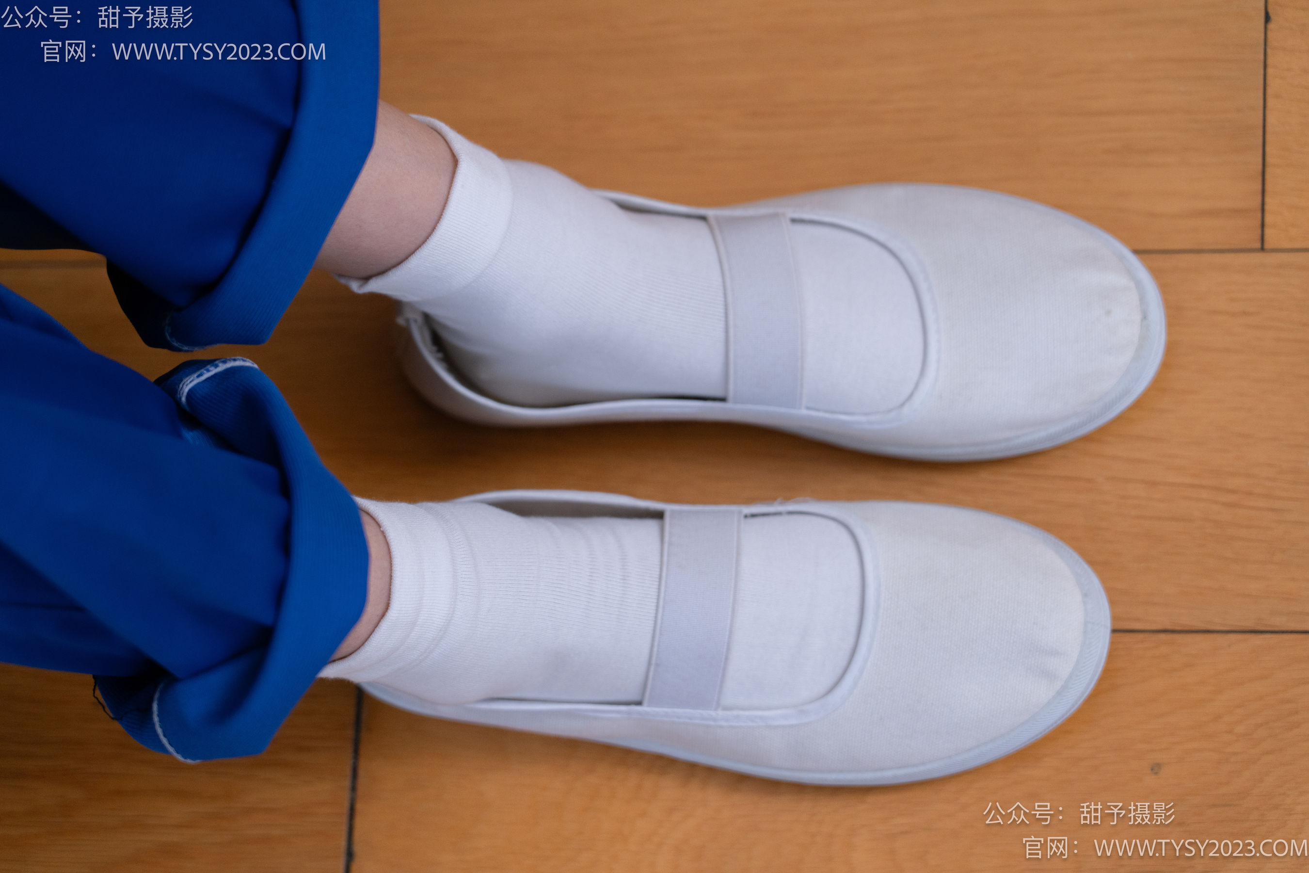 甜予摄影 No.091 澜澜 -校服、白布鞋、板鞋、白棉袜、短肉丝、裸足