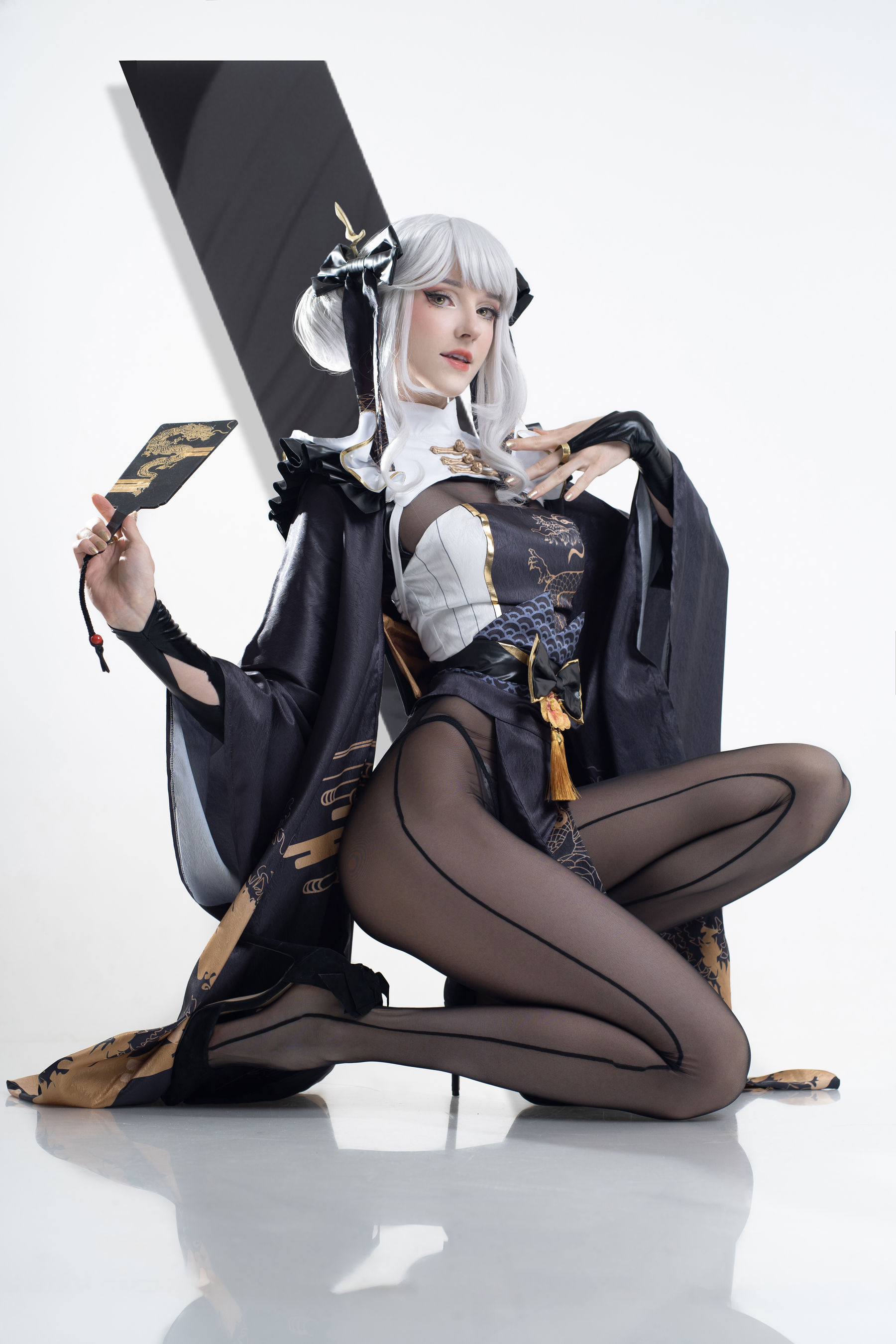 Candy Ball - Blanc (White Rabbit) (NIKKE)
