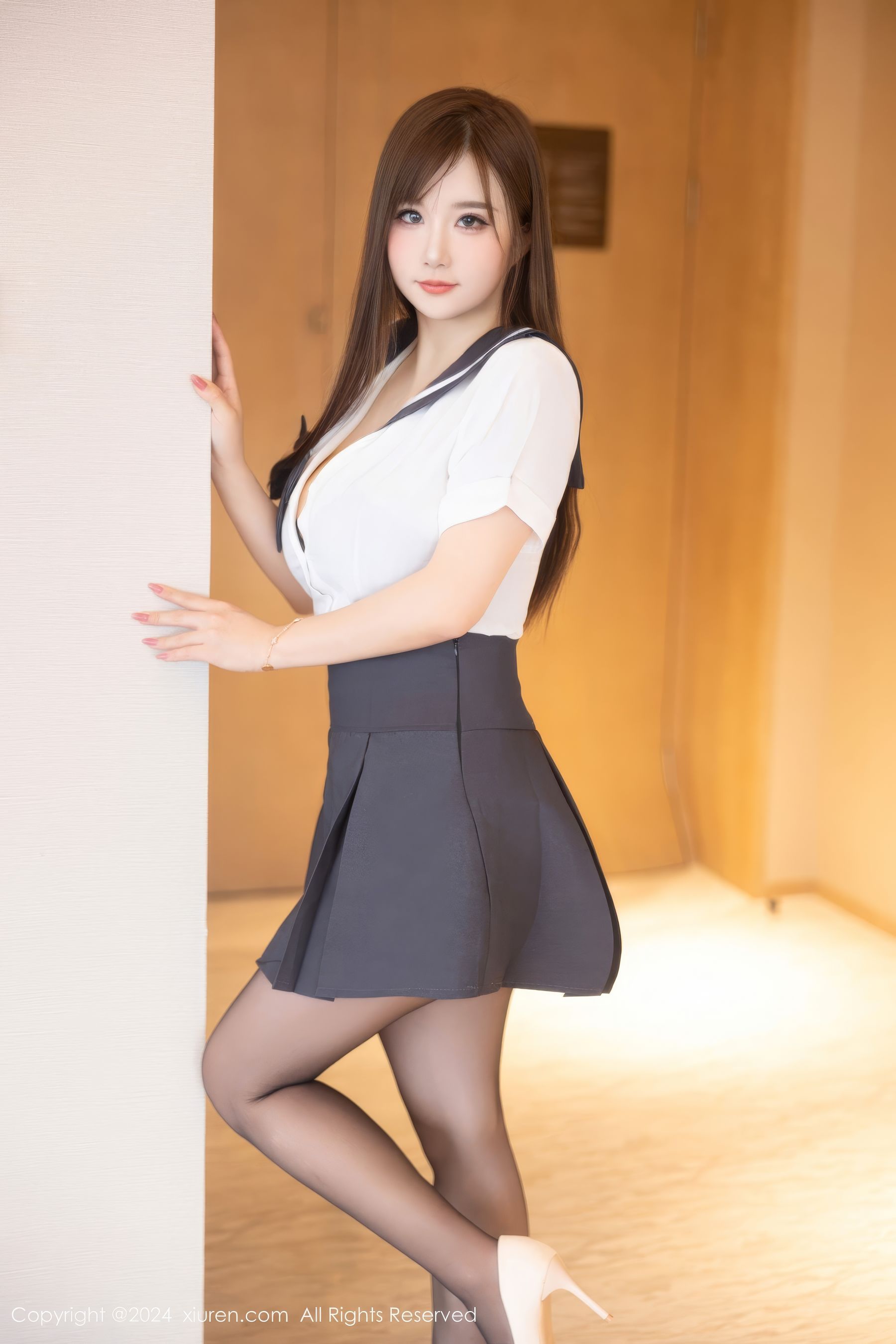 [秀人XiuRen] 2024.12.26 No.9663 小肉肉咪