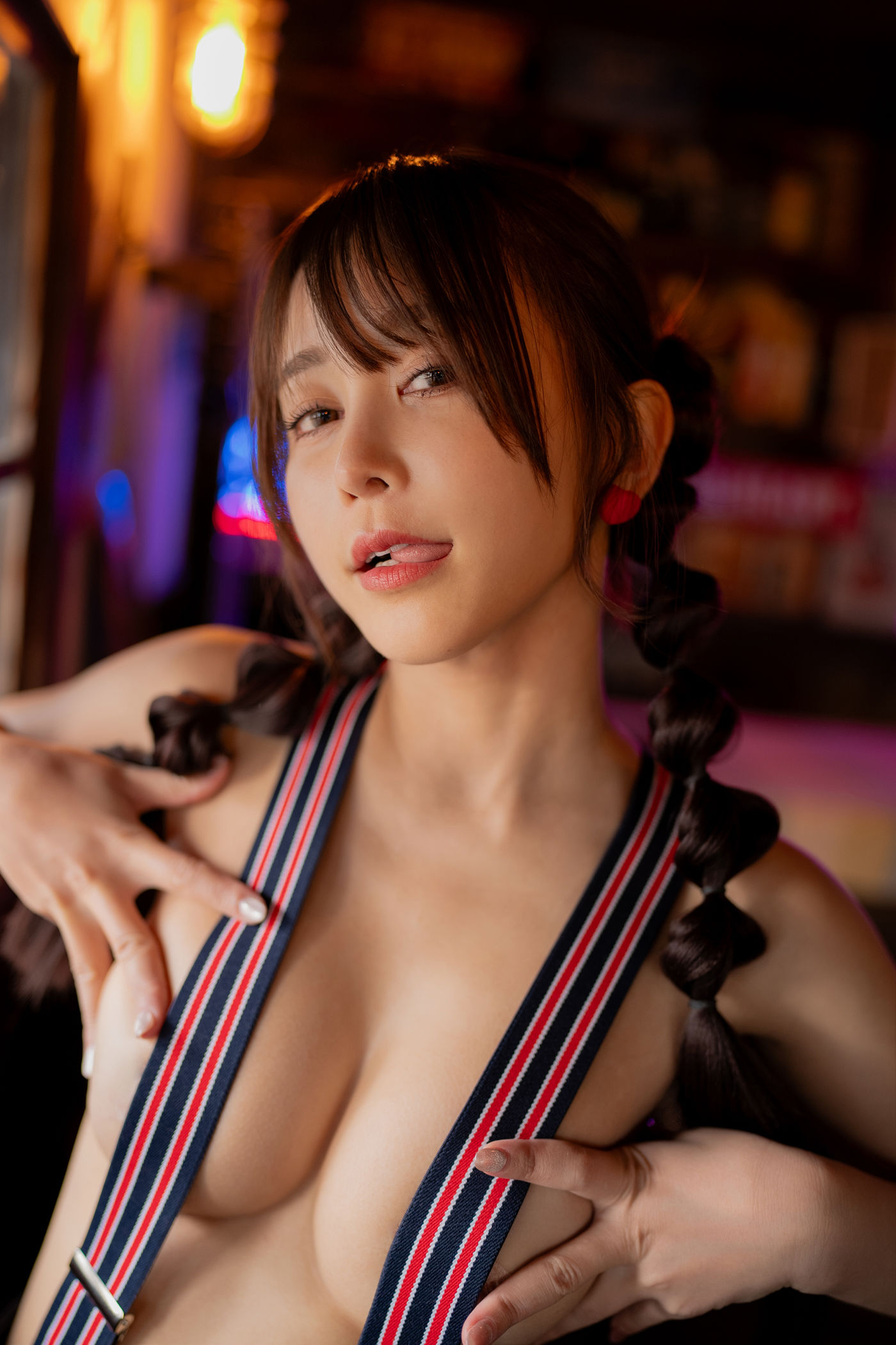 いくみ – (193iKkyu3)  [Fantia] [2024.05.29] Can I Pull Off Suspenders