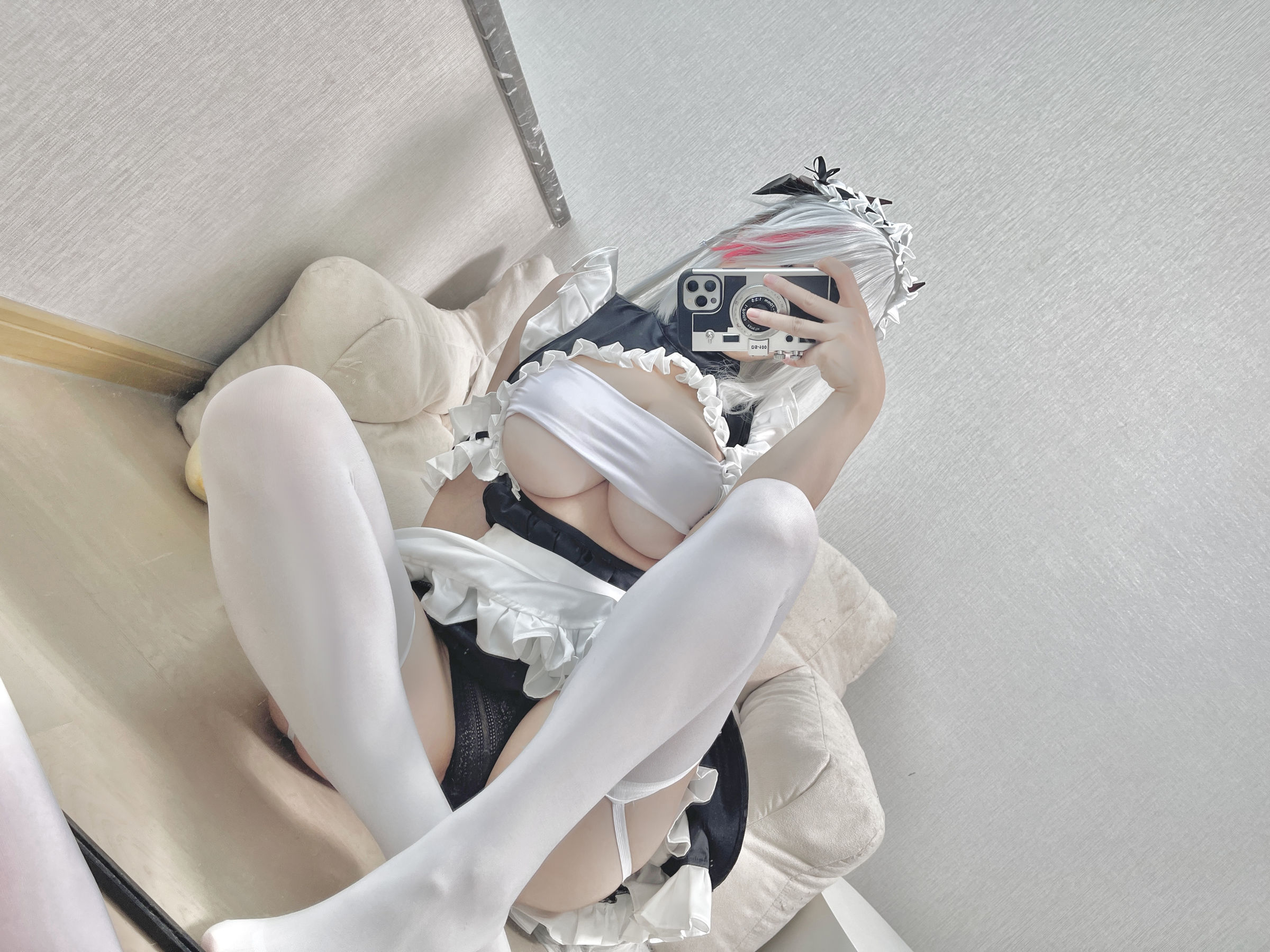 动漫博主小仓千代w - 明日方舟 W女仆