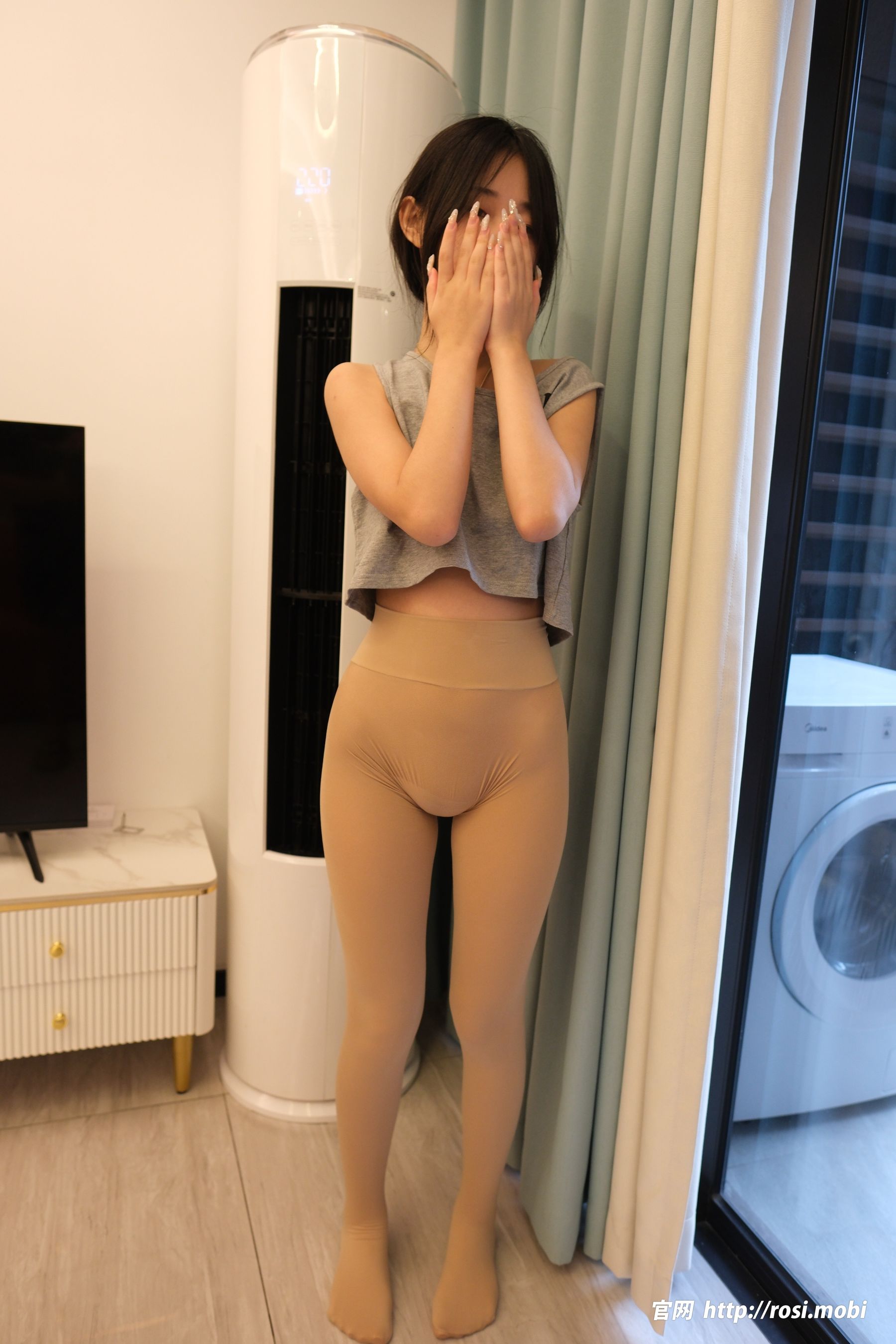 [ROSI写真] 2025.01.29 NO.4804