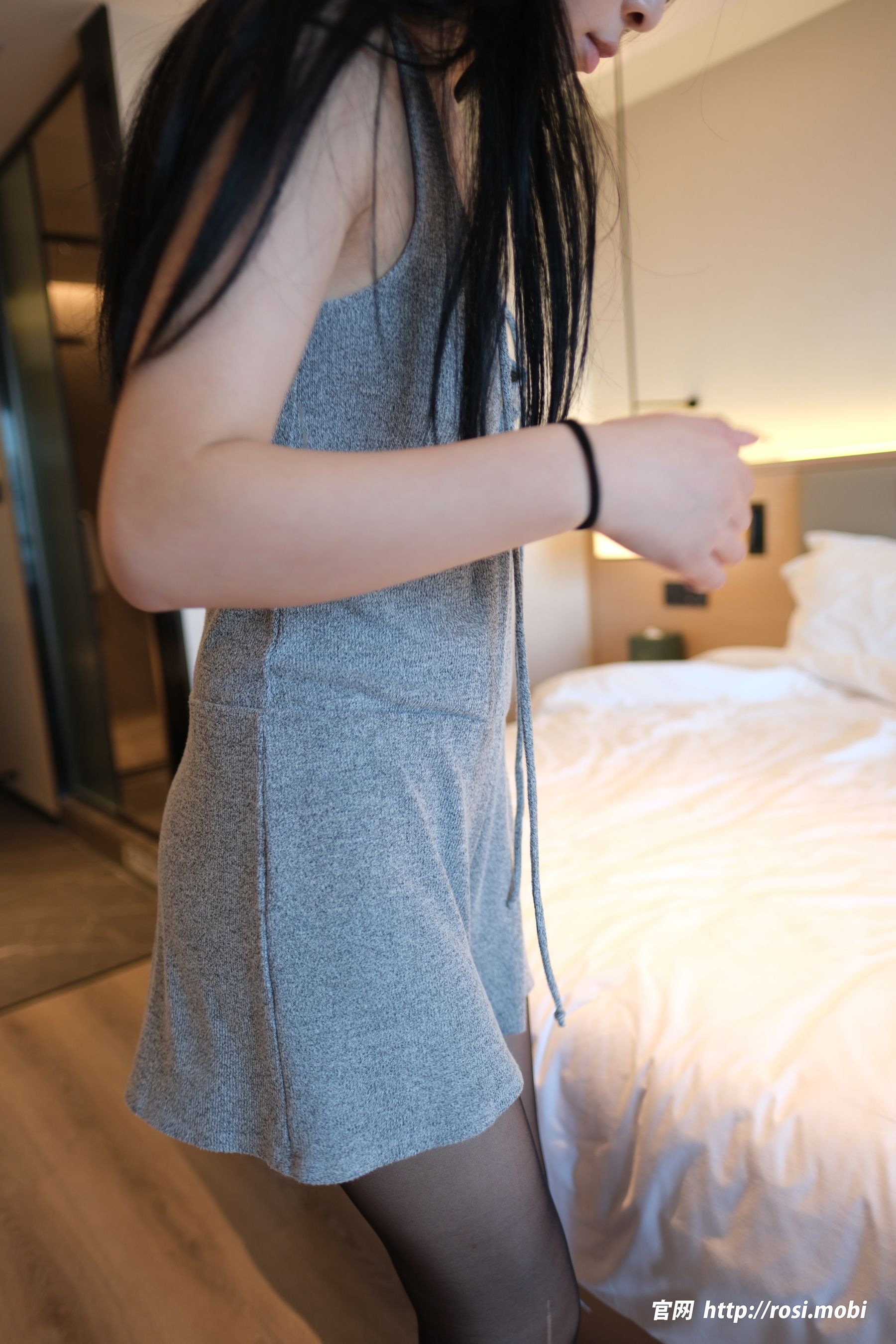[ROSI写真] 2025.02.03 NO.4809