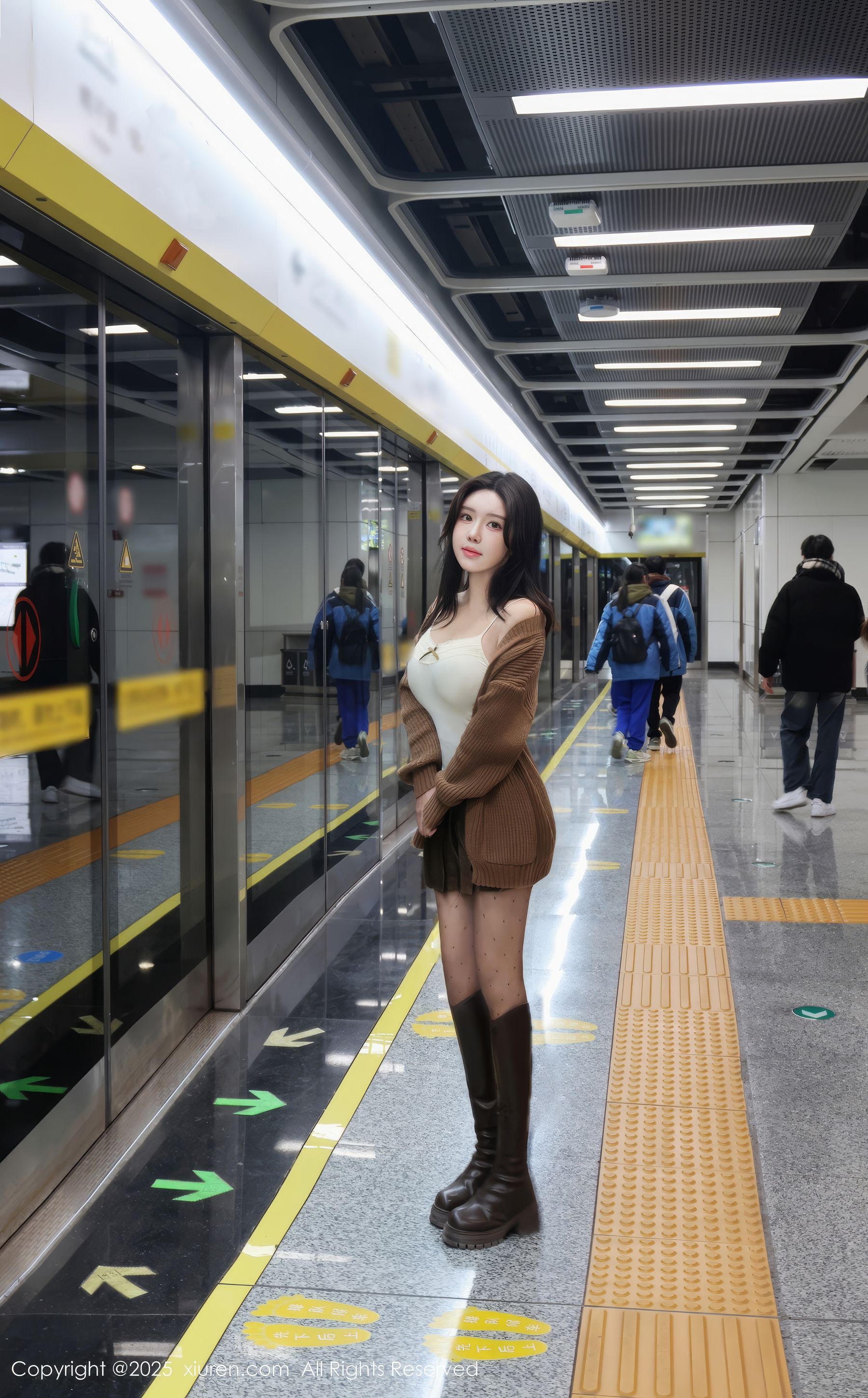 [秀人XiuRen] 2025.01.03 No.9708 小薯条nienie