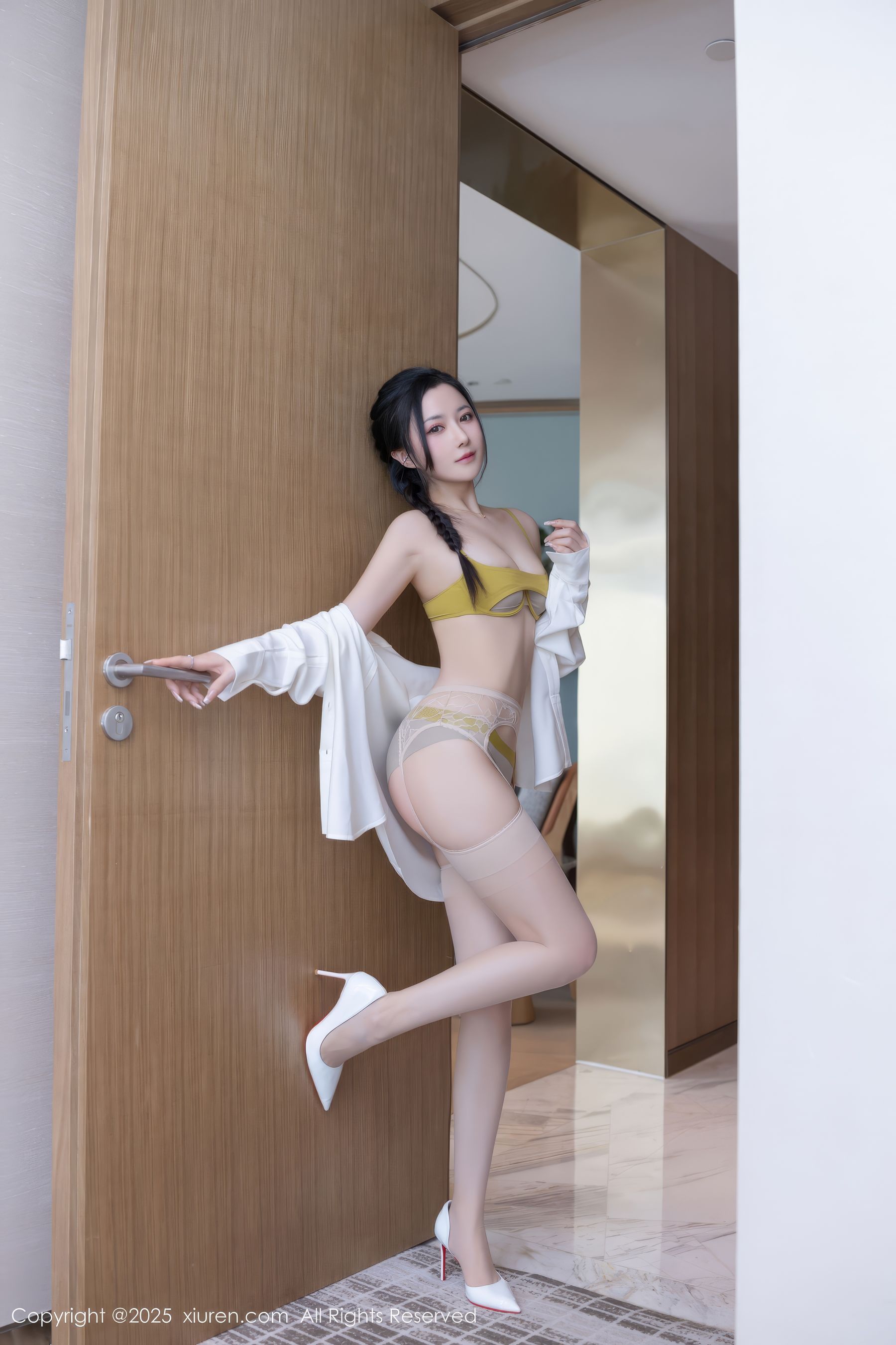 [秀人XiuRen] 2025.01.03 No.9709 鱼子酱Fish