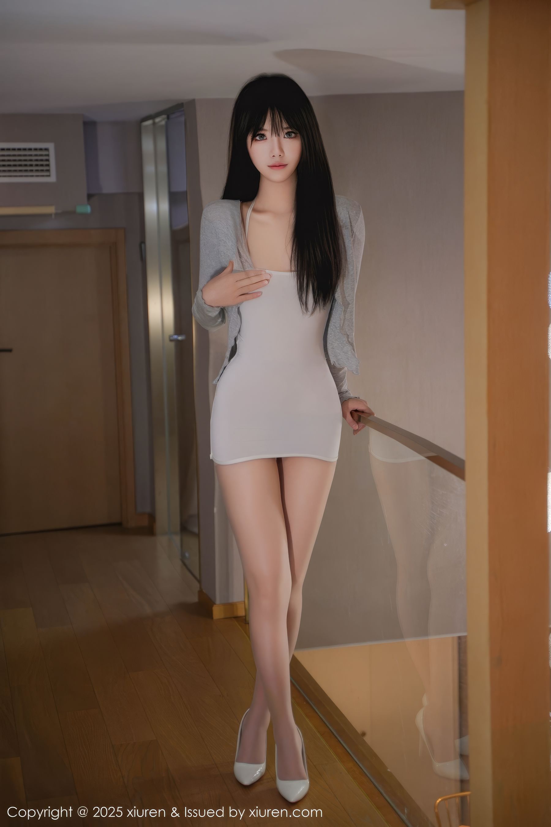 [秀人XiuRen] 2025.01.06 No.9711 沐言yanyan