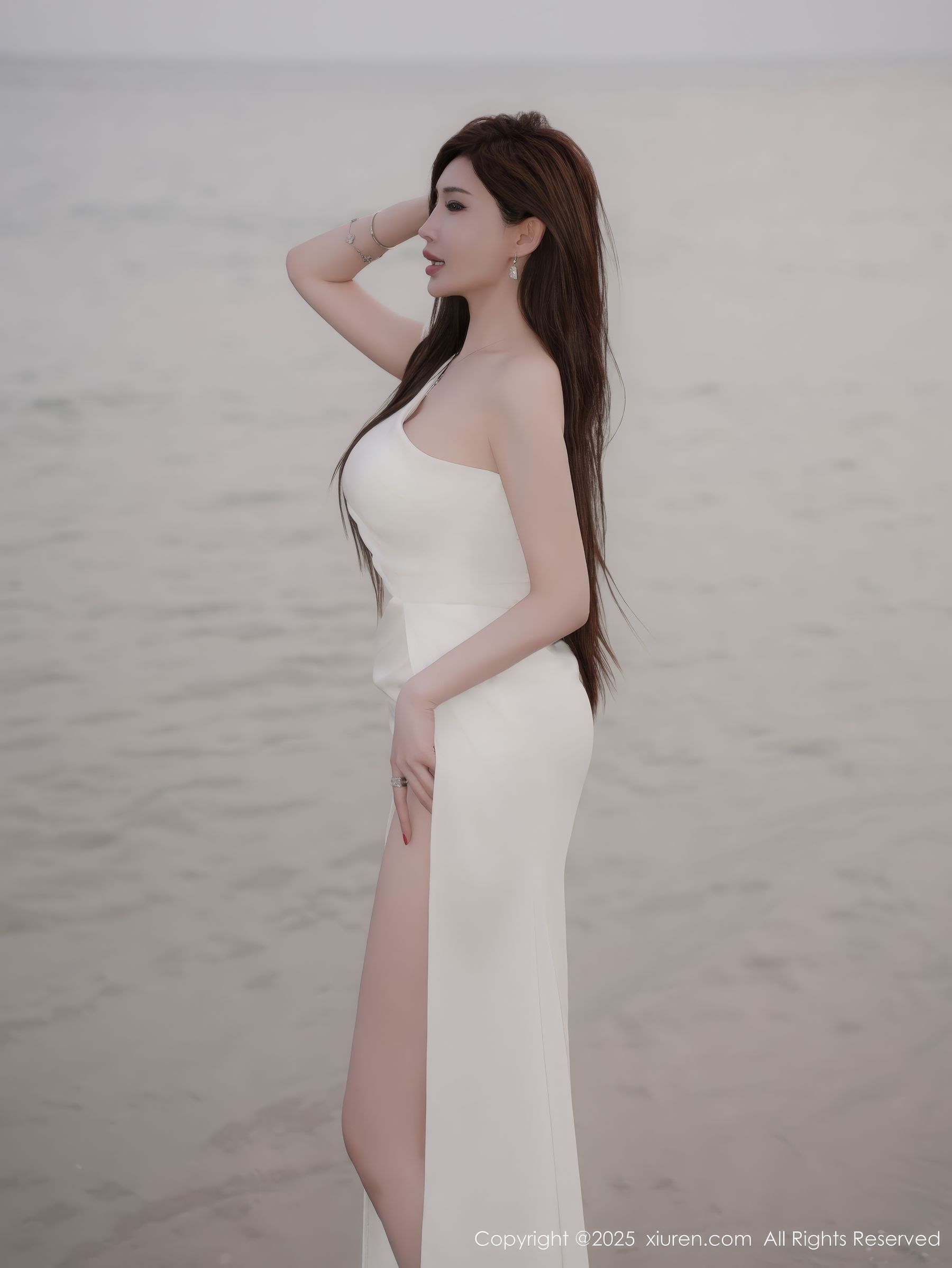 [秀人XiuRen] 2025.01.20 No.9782 Carol周妍希X