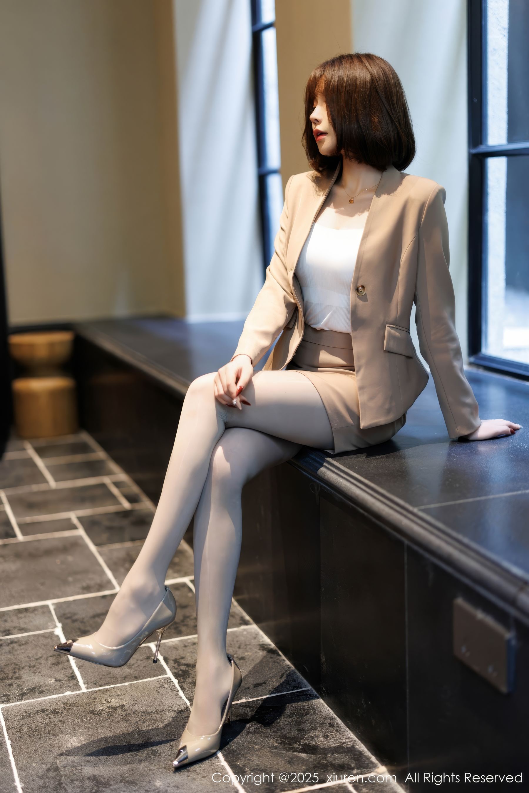 [秀人XiuRen] 2025.02.06 No.9844 徐莉芝Booty