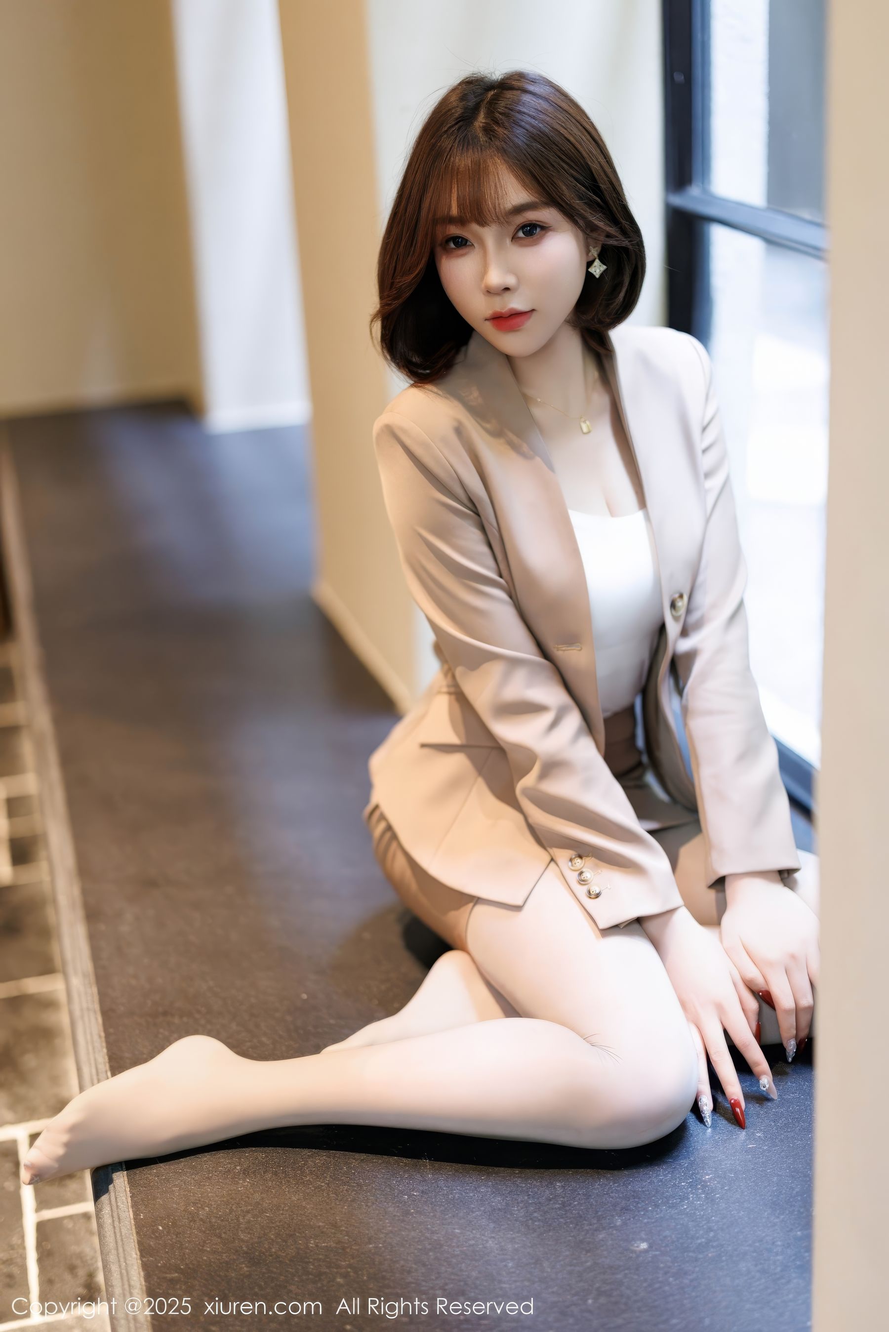 [秀人XiuRen] 2025.02.06 No.9844 徐莉芝Booty