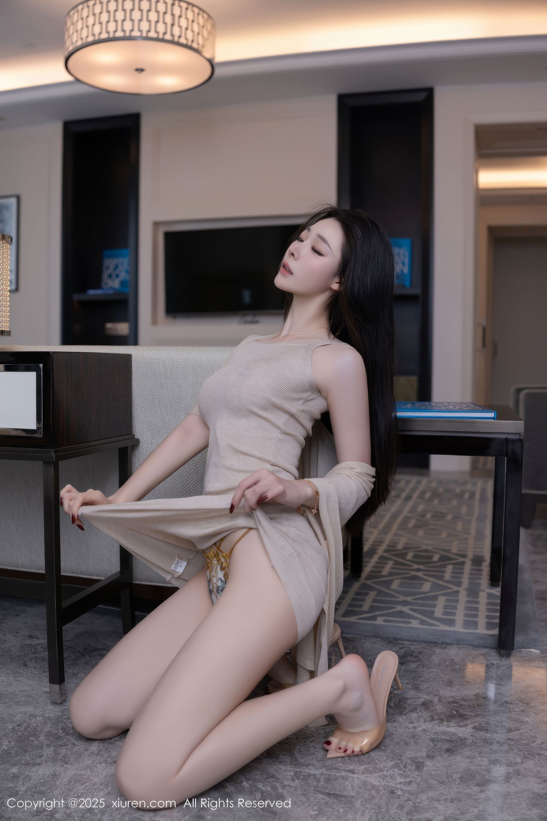 [秀人XiuRen] 2025.02.08 No.9858 小逗逗