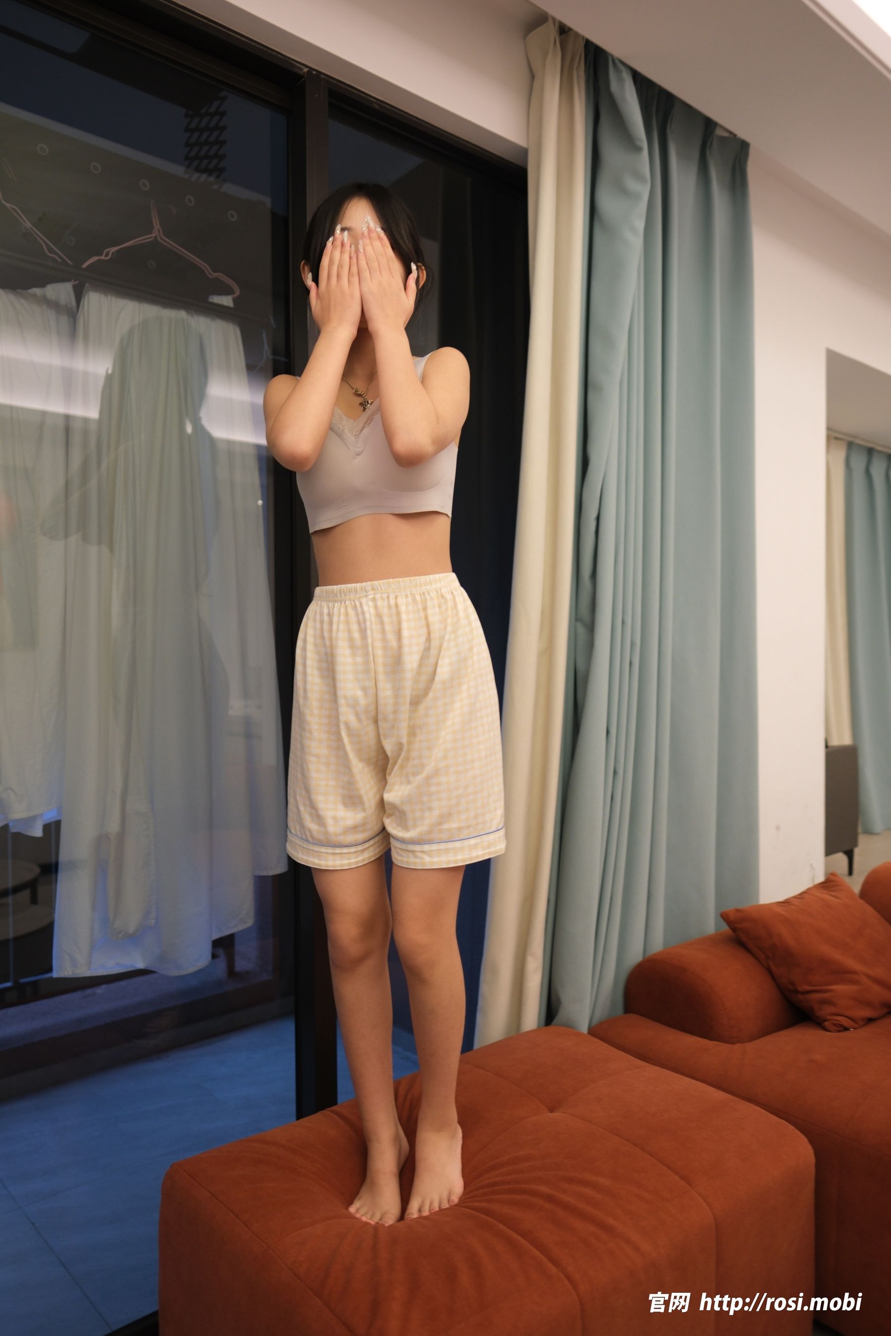 [ROSI写真] 2025.04.08 NO.4873